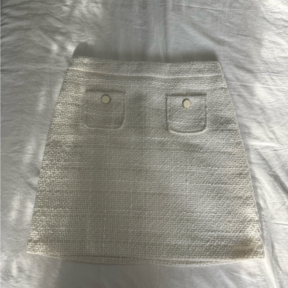Tweed mini skirt